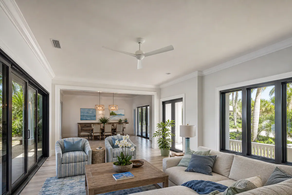Crown Molding Installation in Venice, FL
