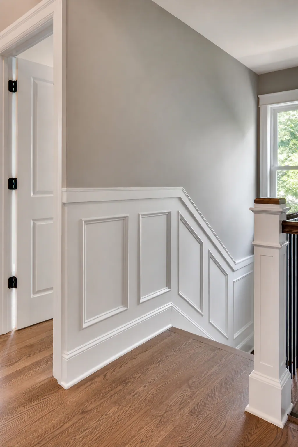 Wainscoting Layout Through a Stair Landing